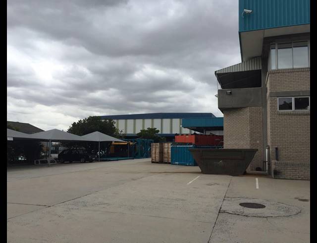2,953M² FACTORY FOR SALE IN PAROW CENTRAL